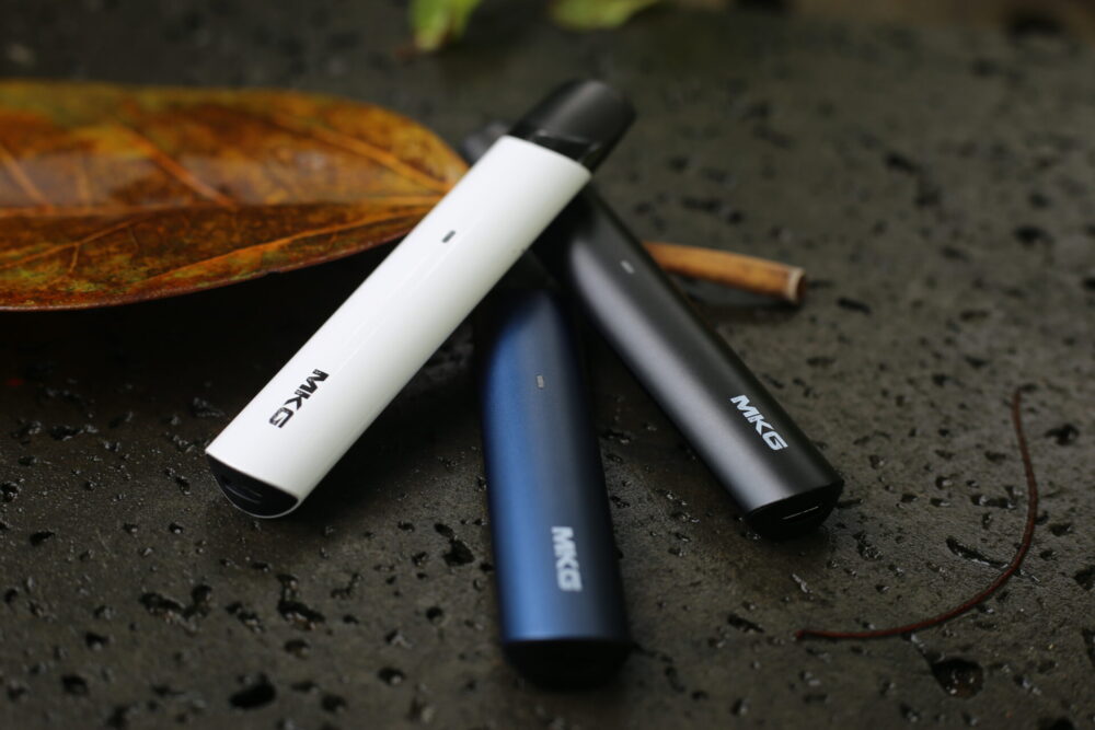 There are plenty of refillable pod vape kits out there from big brands like Aspire, Uwell, Vaporesso and more. Some of them feature disposable pods with built