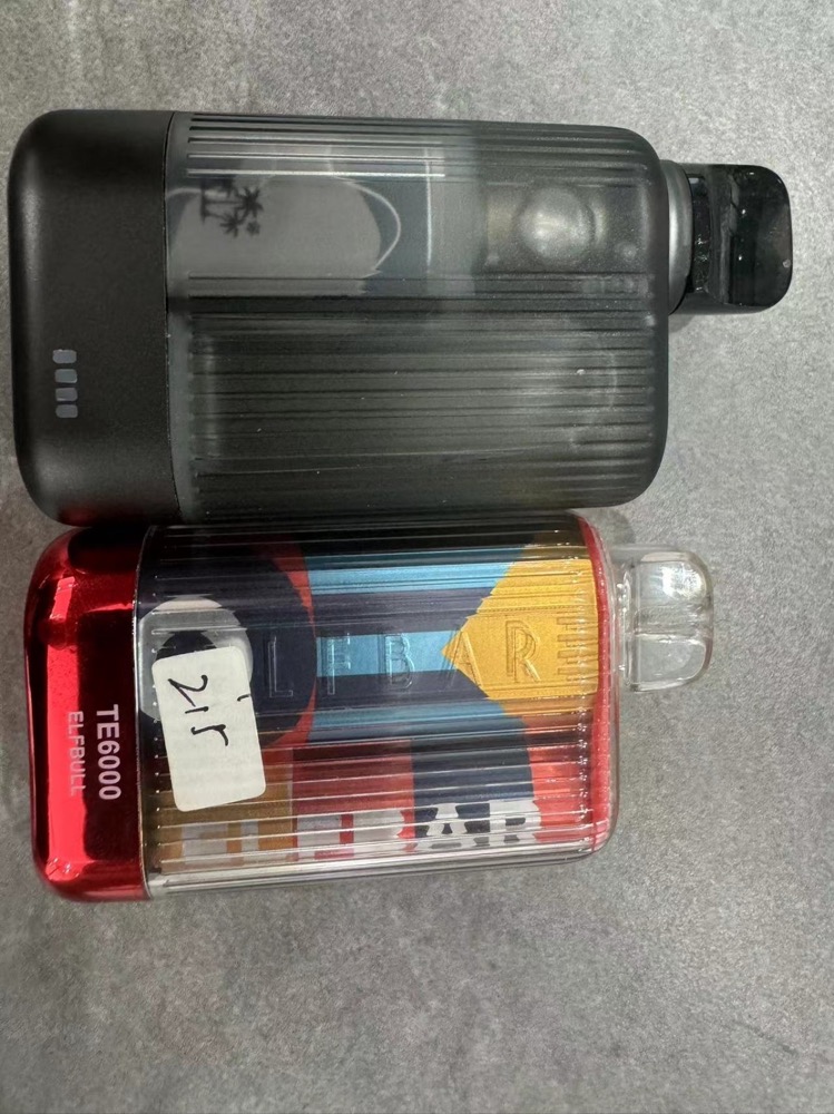 With a pre-filled tank containing up to 23000 puffs of sour watermelon candy-flavored liquid, this vape device is an ideal choice for on-the-go vaping.